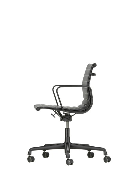 Vitra Eames Alu Chair EA 118 Leder all black
