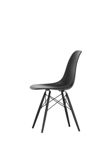 Vitra Eames Plastic Side Chair DSW pure black