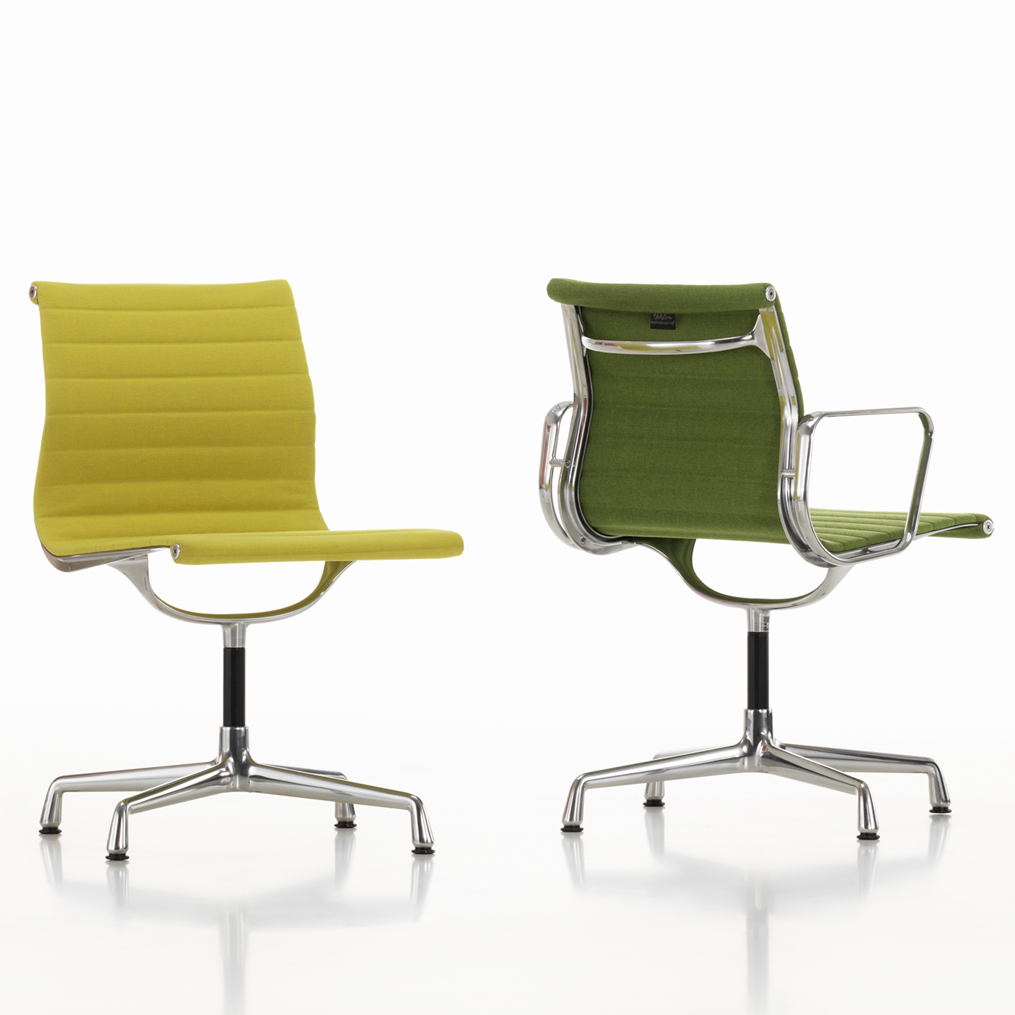Vorschau: Vitra Stuhl Eames Chair EA 101.